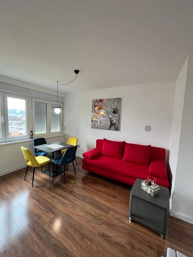 Four Pearls Apartment Karlovac Luaran gambar